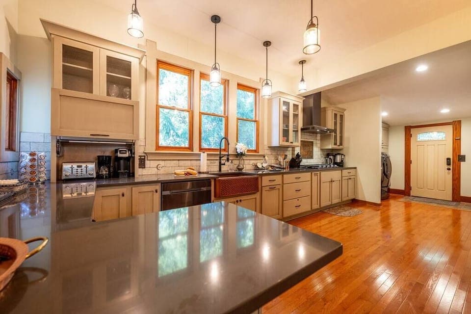 Kitchen (2)