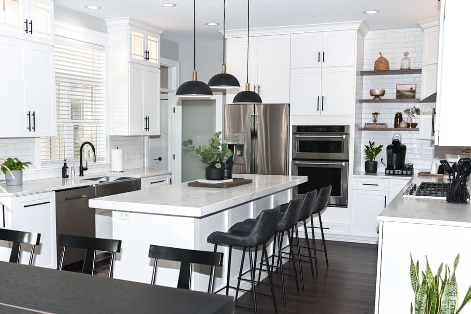 Dining seating for 12! Bridal party? Family reunion? Birthday celebration?