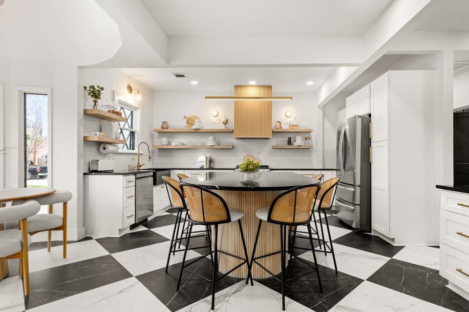 Main House | Downstairs | Kitchen