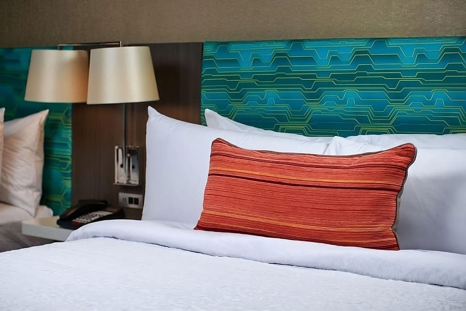 Exact unit will be assigned upon arrival. Views, colors and decor may vary.