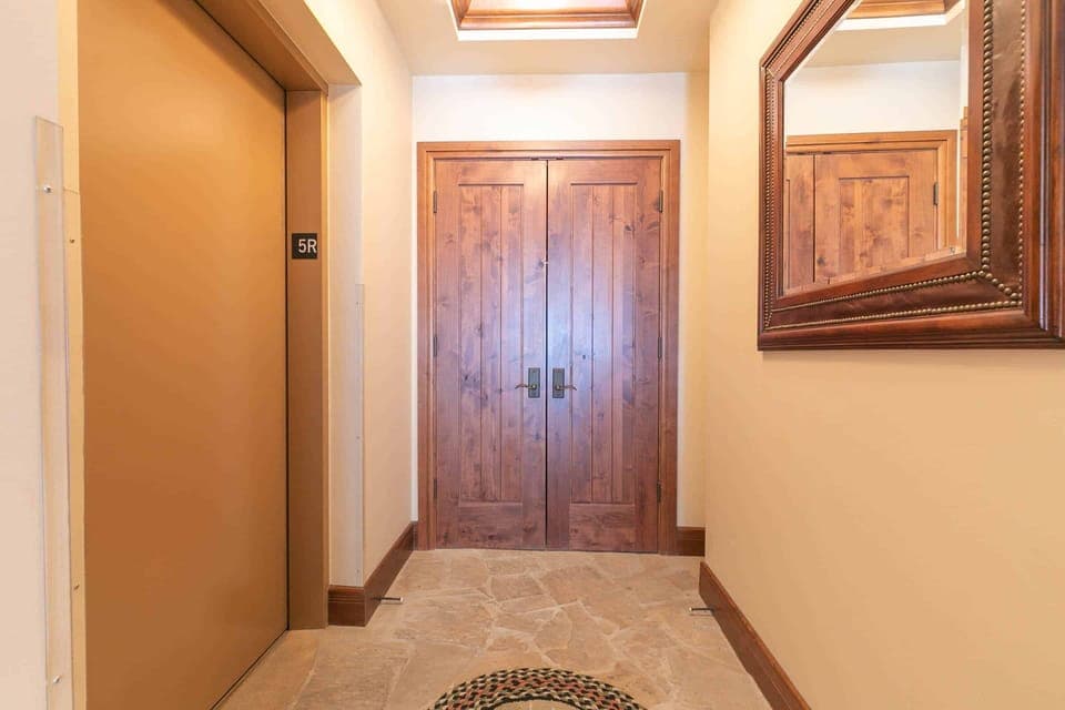 1686158689118-1874-7