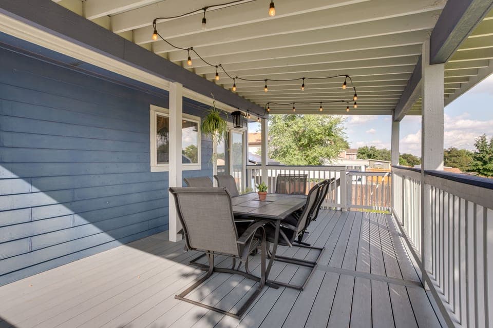Deck | Gas Grill