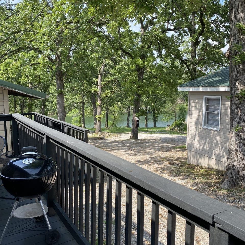 Cozy cabin, fresh air, and endless adventures