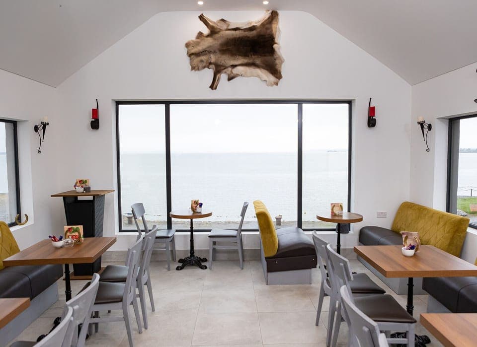 Shannon Castle Holiday Cottages Type D, Riverside Holiday Accommodation Available in Ballysteen, County Limerick