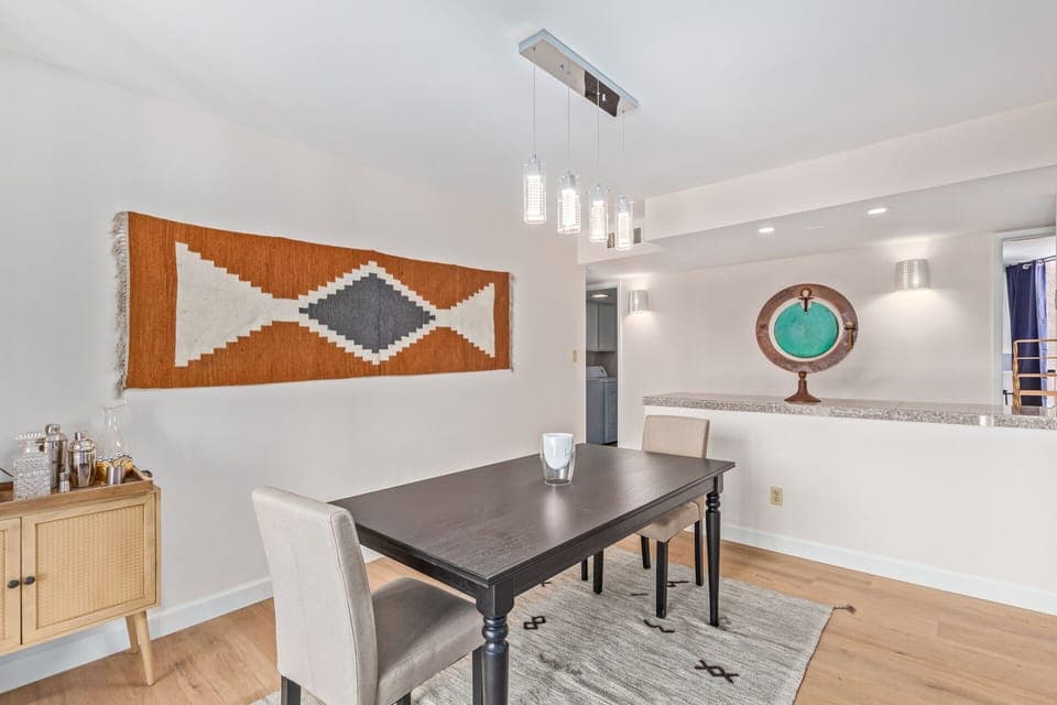 Arizona Ground Level Dining (4 more chairs installed)