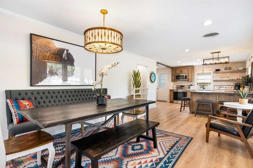 There's even more space in the dining area, with comfy chairs and bar-style seating next to the kitchen.