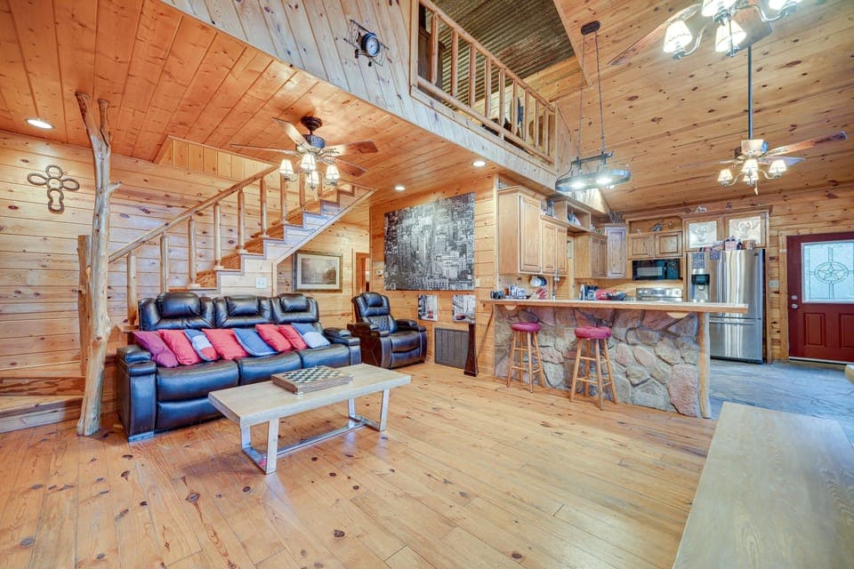 Fort Towson Vacation Rental | 5BR | 2.5BA | Stairs Required | 2,300 Sq Ft