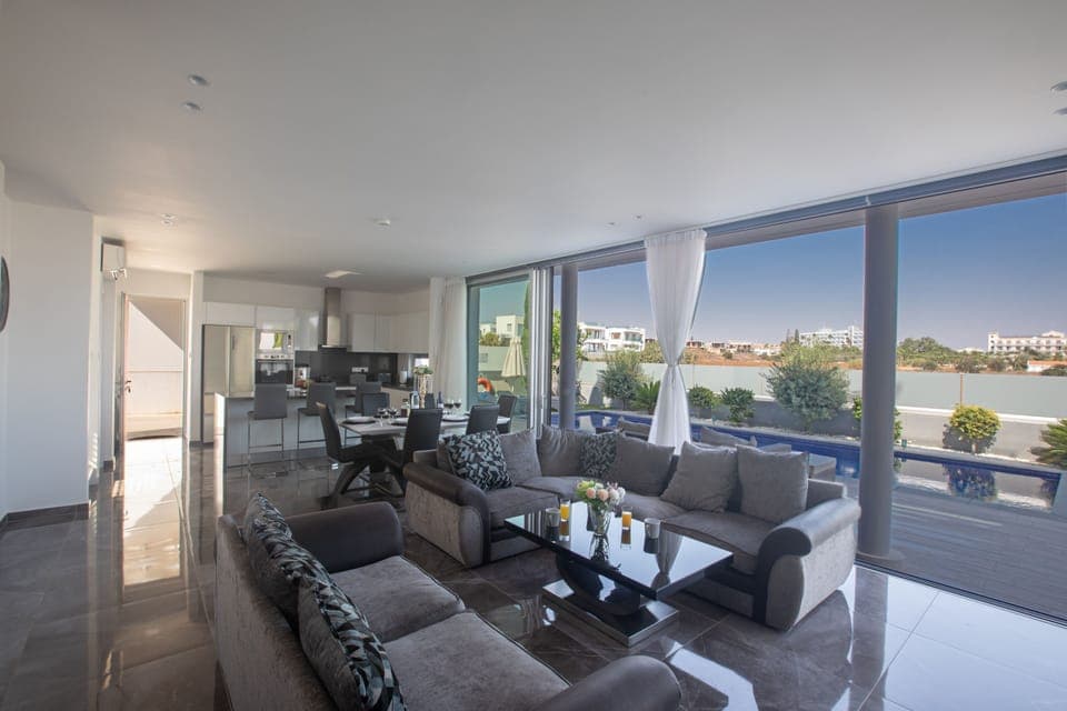 Modern open-plan ground floor living room, kitchen and dining area