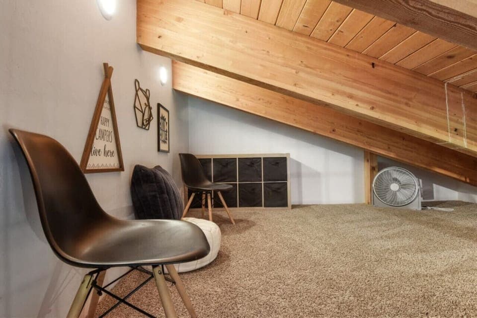 Loft has very low ceilings and it is not suitable for small children. Please use at your own risk.