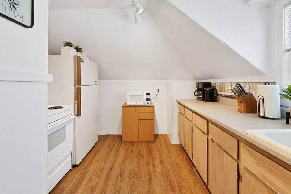 Second kitchen