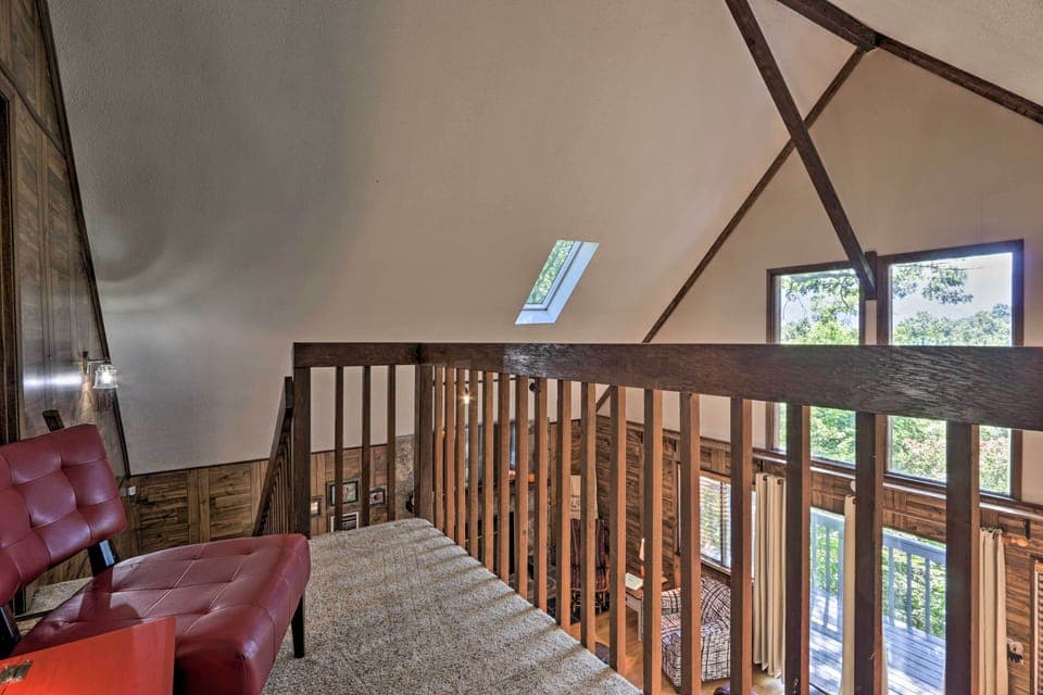 Pinecone Cottage's loft