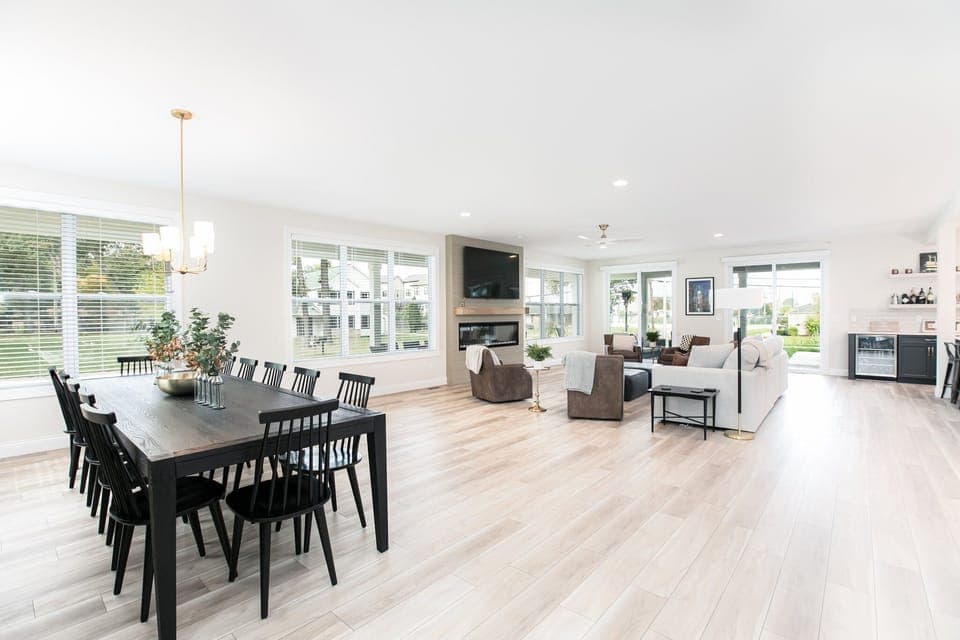 Main House Living Room and Dining Area