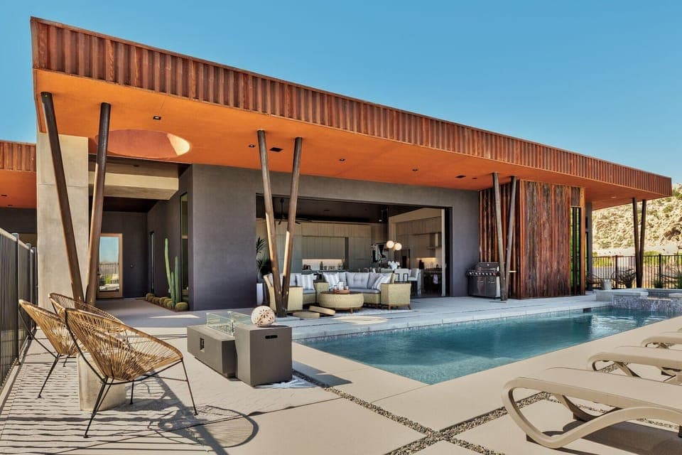 Luxury in the desert awaits you here