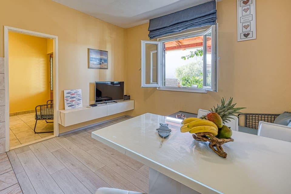 Living and dining room