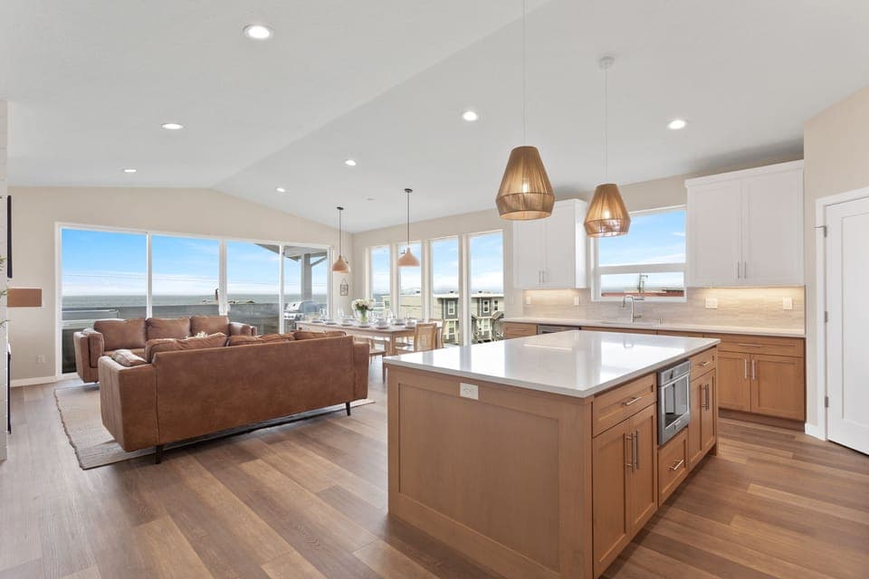 North unit, living/dining space