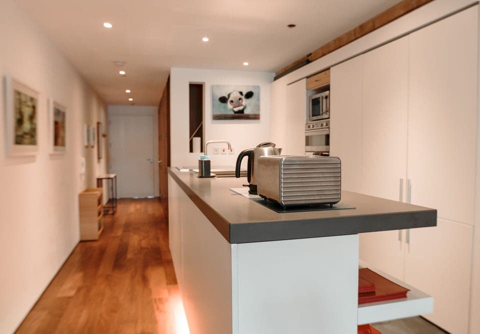 Kitchen and entrance hall