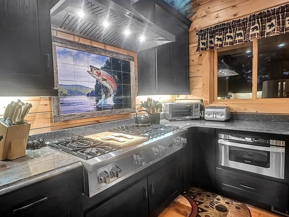 Gourmet Kitchen