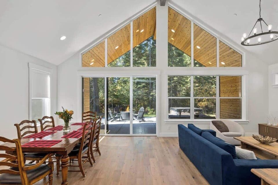 Cathedral ceilings and lots of natural light!