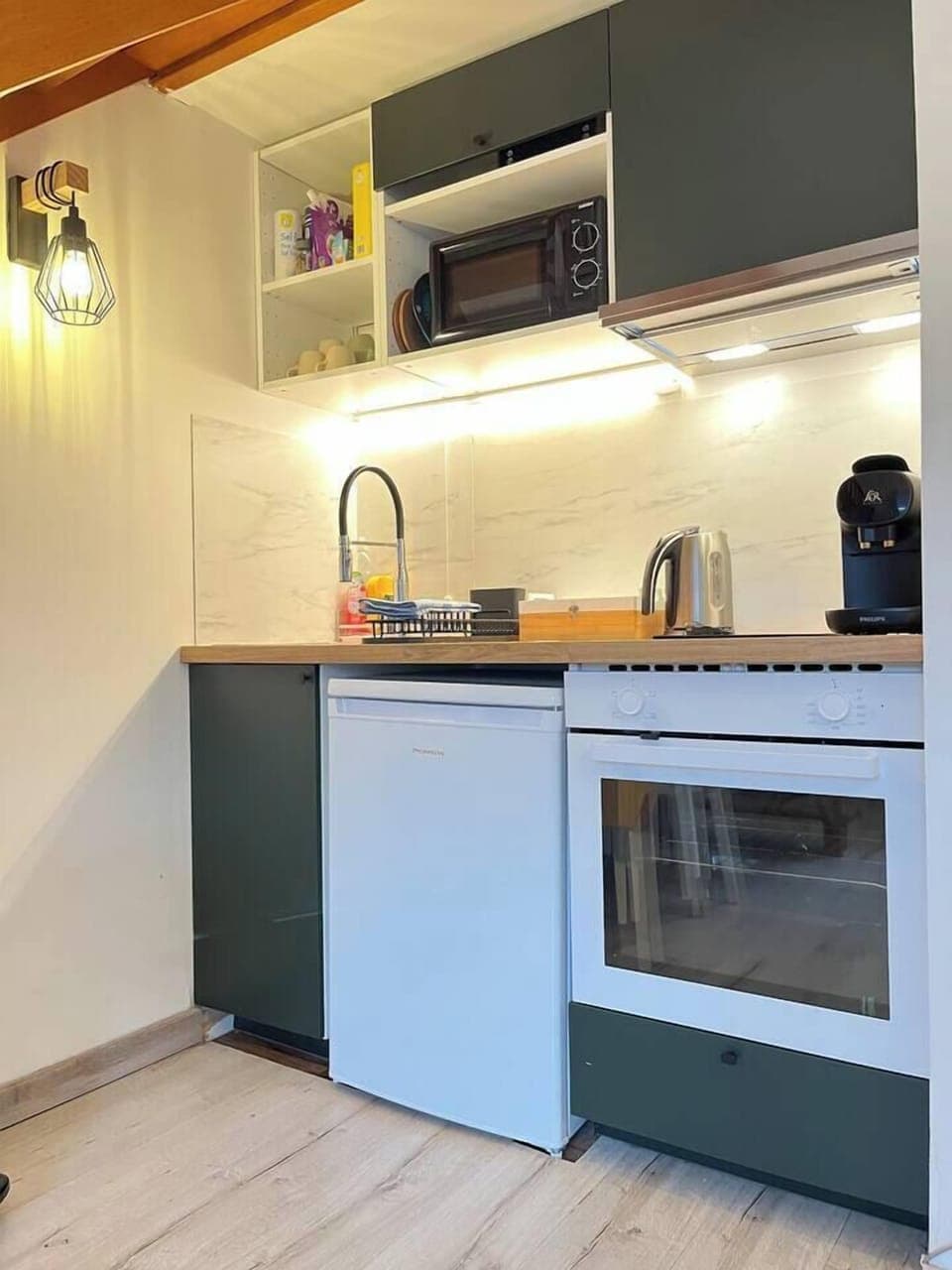 4bdfd714-e202-48a0-9a4d-dfb6b9c49a62