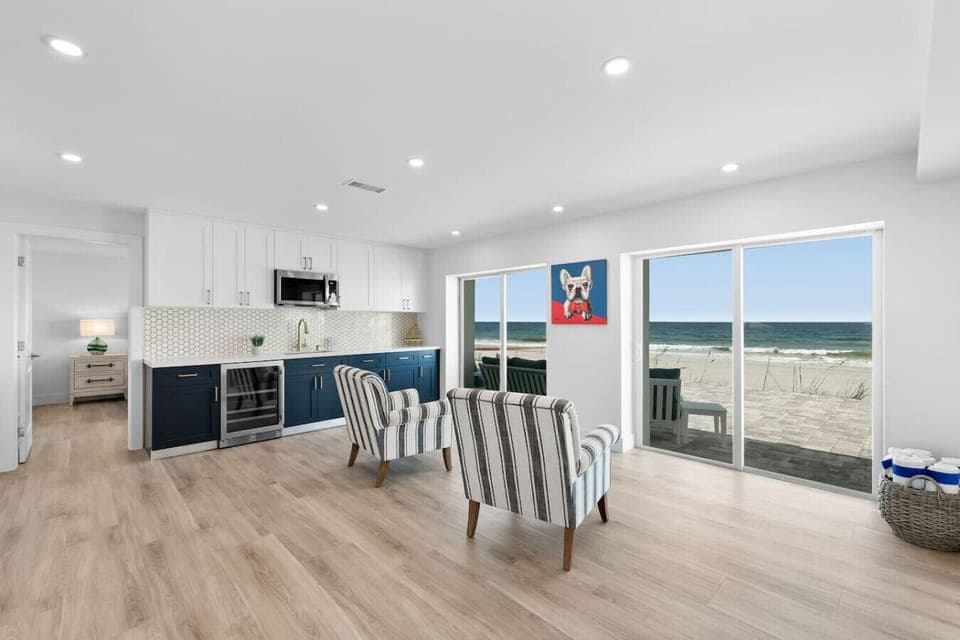 Panoramic views and salty breezes. Your modern coastal escape awaits.