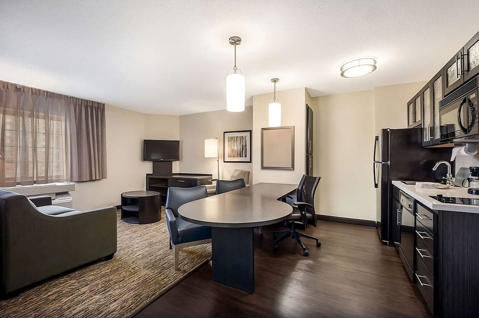 Living Area. Exact unit will be assigned upon arrival. Views, colors, and decor may vary.