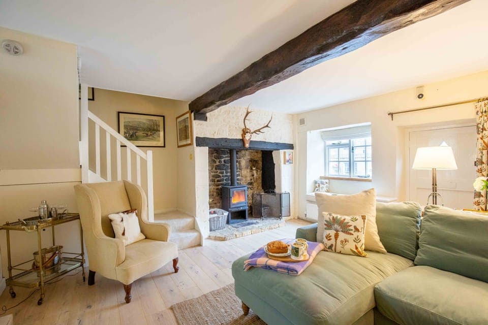 Cub Cottage Sitting Room - StayCotswold