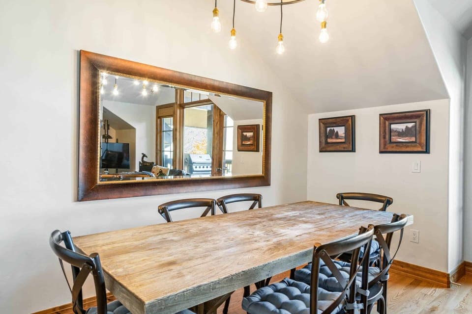 1698254511301-2043-9