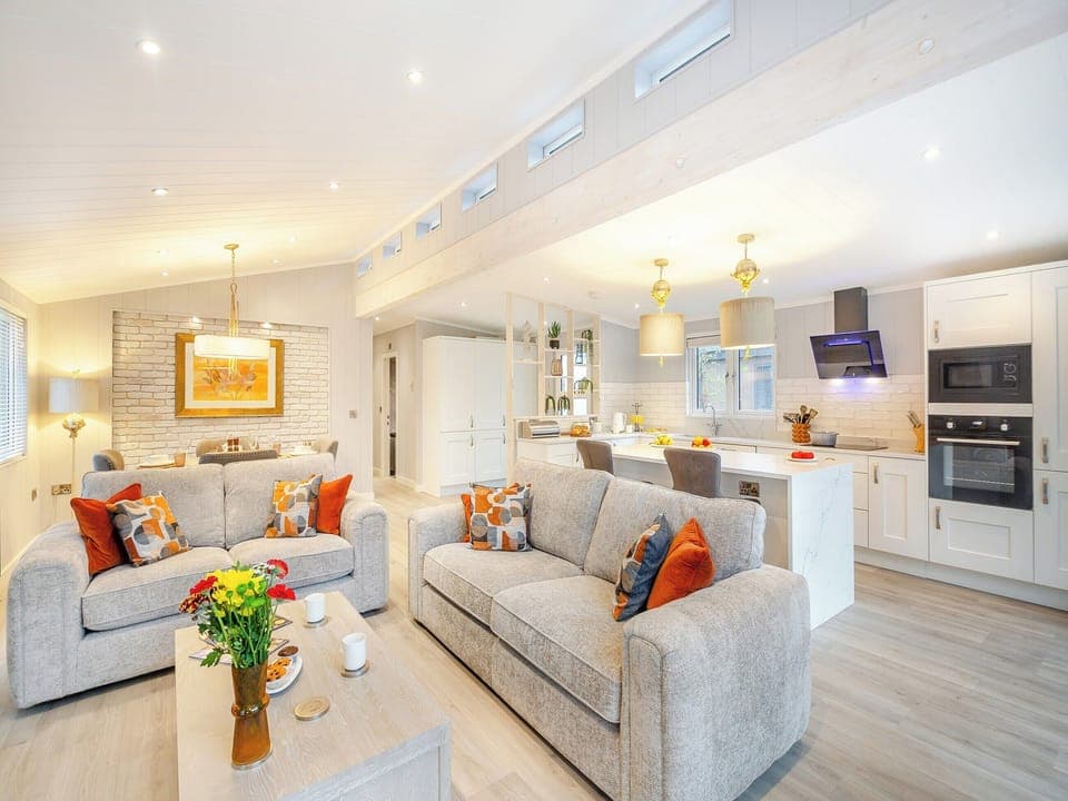 Open plan living space | 1 Sandbanks, Benllech