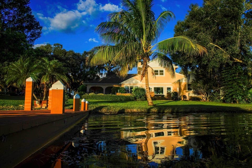 Winter Haven Vacation Rental | 4BR | 3.5BA | Stairs Required | 3,300 Sq Ft