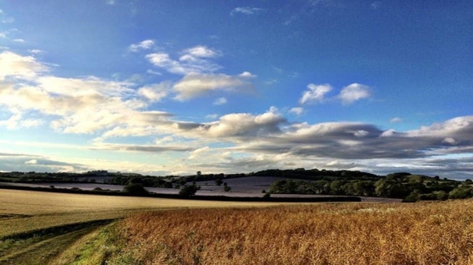 Shutford: Village surrounding countryside ideal for walking, cycling, riding 