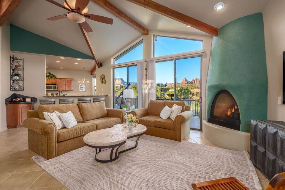 Very open living room with red rock views!